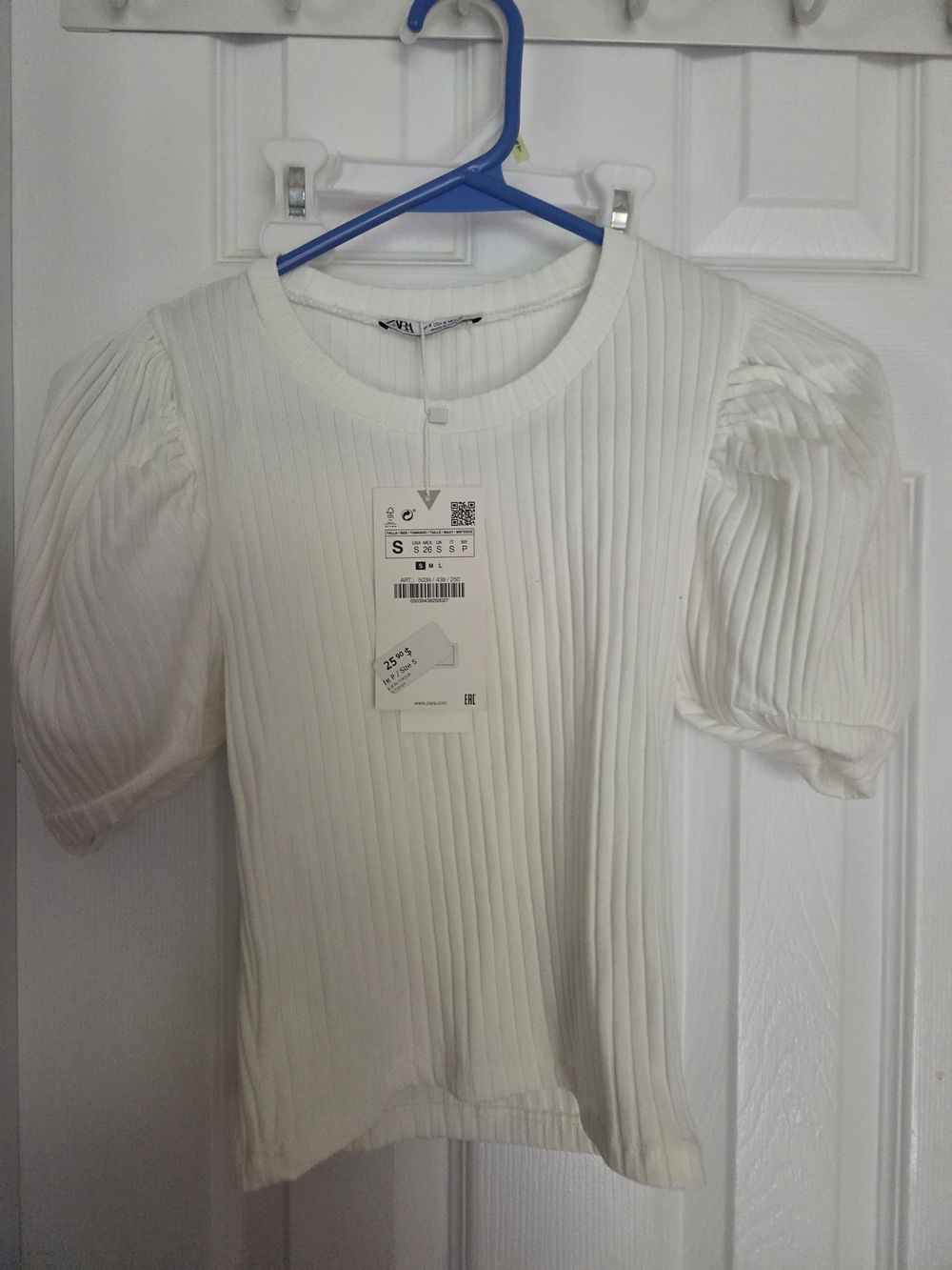 Zara White Ribbed Puff Sleeve Top